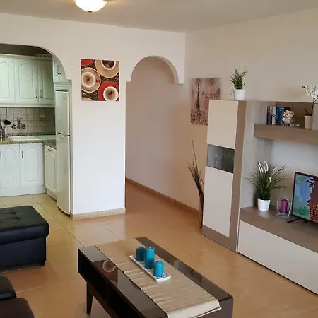 Jacaranda Close To The Beach, Sea-view, Pool, Wifi, Sat-tv