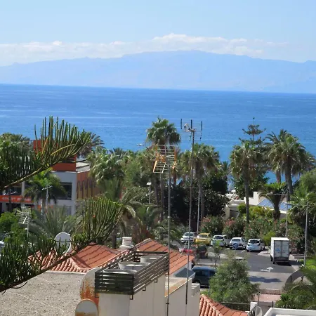 Apartment Jacaranda Close To The Beach, Sea-view, Pool, Wifi, Sat-tv *