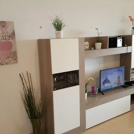Jacaranda Close To The Beach, Sea-view, Pool, Wifi, Sat-tv * Arona (Tenerife)