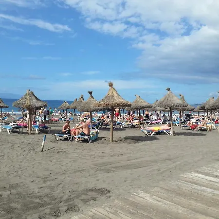 Jacaranda Close To The Beach, Sea-view, Pool, Wifi, Sat-tv Apartment